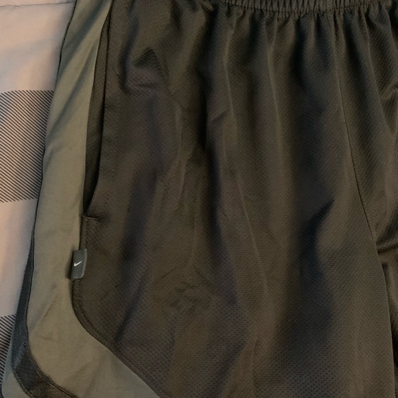 Nike Shorts - Picture 3 of 5